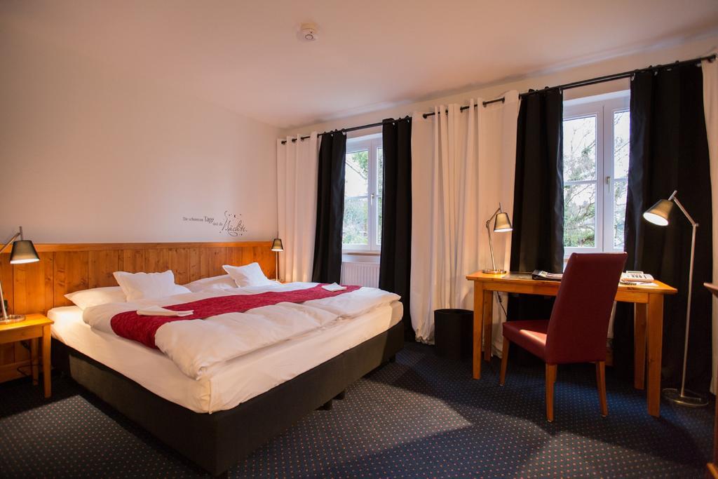 Hotel Buerkle Fellbach Bagian luar foto